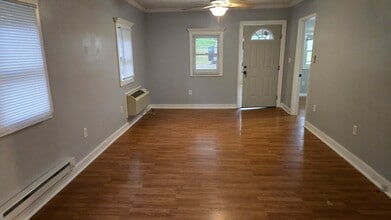 608 Wilson Ave in Johnson City, TN - Building Photo - Building Photo