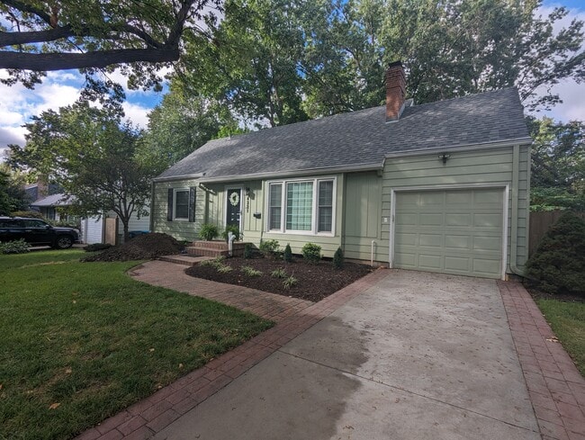 property at 4221 Oxford Rd