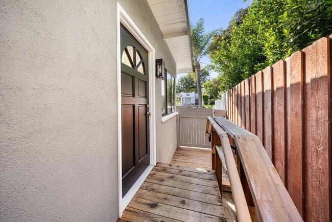 1418 Alta Vista Rd in Santa Barbara, CA - Building Photo - Building Photo