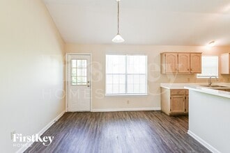 4383 Grand Pyramid Dr in Memphis, TN - Building Photo - Building Photo