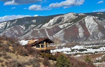 976 Medicine Bow Rd in Aspen, CO - Building Photo - Building Photo