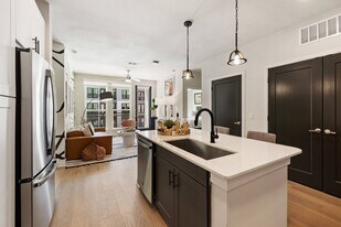 1008 Durham Dr in Houston, TX - Building Photo