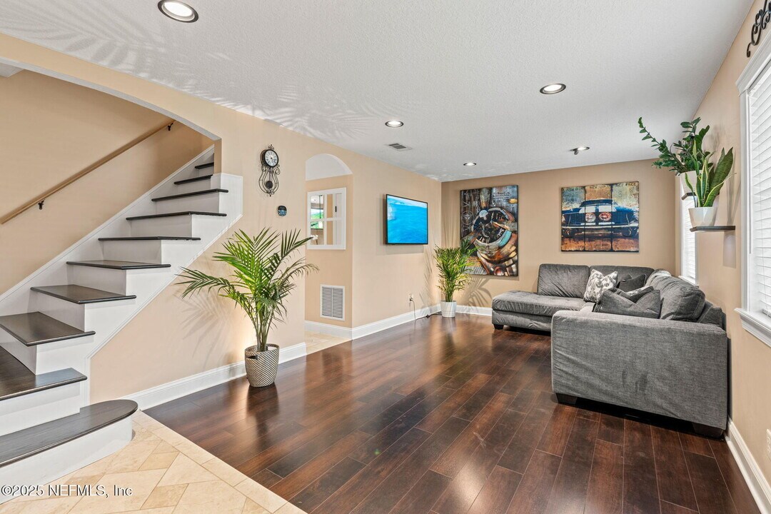 4807 Evenlode Ln in Jacksonville, FL - Building Photo