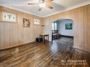 23560 Stewart Ave in Warren, MI - Building Photo - Building Photo