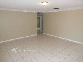 4675 Addison St in Boca Raton, FL - Building Photo - Building Photo