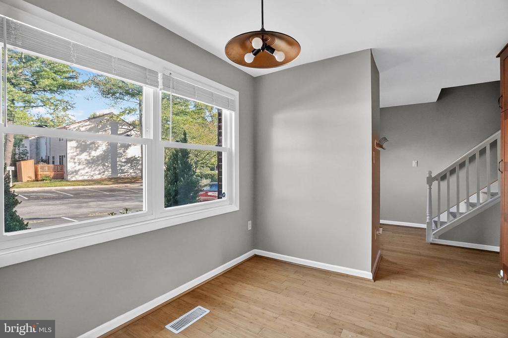 1694 Forest Hill Ct in Crofton, MD - Building Photo