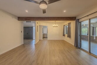 1321 N Paseo Maravilloso in Green Valley, AZ - Building Photo - Building Photo