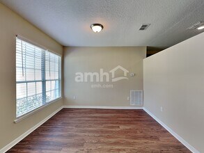 711 Red Cedar Ct in Orange Park, FL - Building Photo - Building Photo