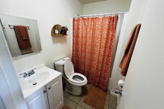 Lorene Lodge Apartments in Marietta, GA - Building Photo - Building Photo