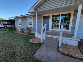 4708 SE 18th St in Oklahoma City, OK - Building Photo