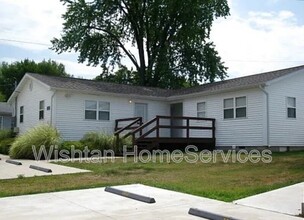 518 W Murray St in Macomb, IL - Building Photo - Building Photo