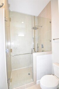 207 Pierce St photo'