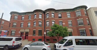 882 Huntington Ave, Unit 2 in Boston, MA - Building Photo