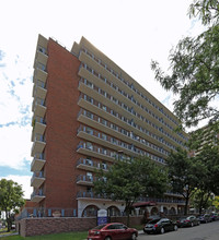 The Brockton Apartments in Hamilton, ON - Building Photo - Building Photo