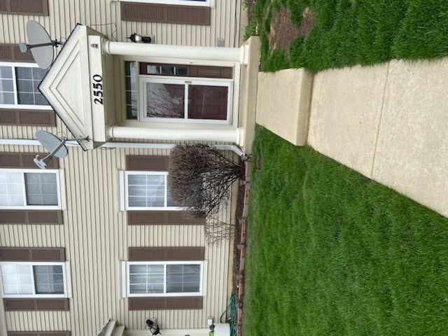 2550 Providence Ave in Aurora, IL - Building Photo - Building Photo