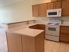 190 W Maberry Dr in Lynden, WA - Building Photo - Building Photo