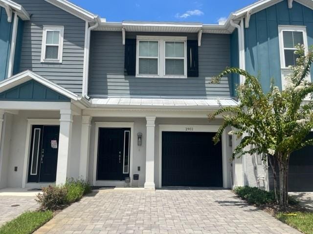 property at 2903 Grand Kemerton Pl