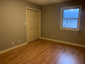 121 Arcadia Ln, Unit C in Oak Ridge, TN - Building Photo