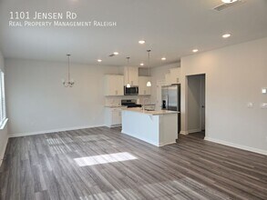 1101 Carr Rd in Durham, NC - Building Photo - Building Photo