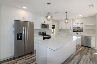 161 Auster Rd in Venice, FL - Building Photo - Building Photo