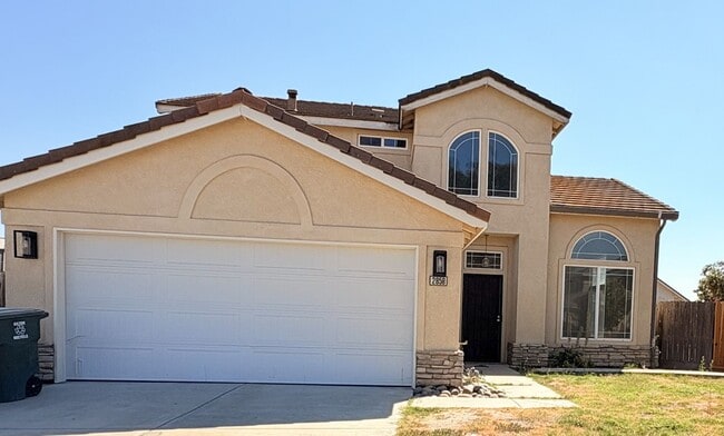 property at 2858 Evergreen Ct