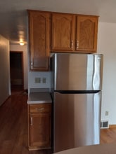 1675 Delta Dr in Neenah, WI - Foto de edificio - Building Photo