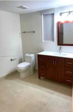 55 E 4th St in Hialeah, FL - Building Photo - Building Photo