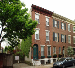 2051 Cherry St in Philadelphia, PA - Building Photo - Building Photo