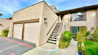 328 Ivy Terrace in Fallbrook, CA - Building Photo