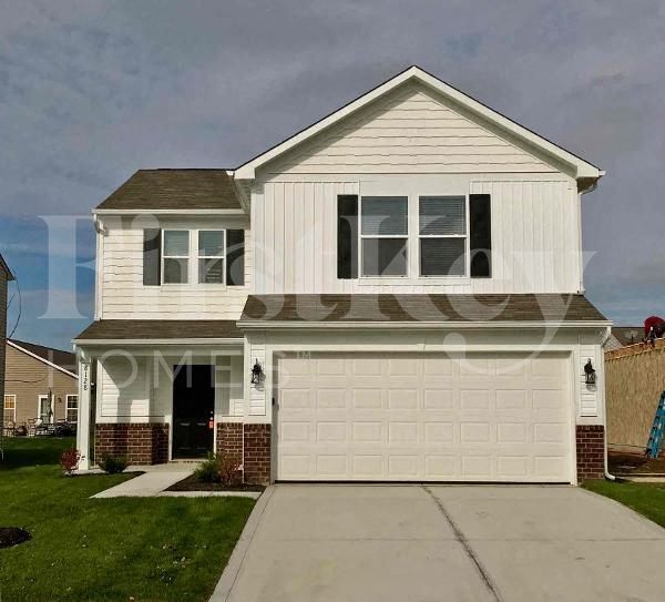 8128 Wildwood Farms Dr in Indianapolis, IN - Foto de edificio