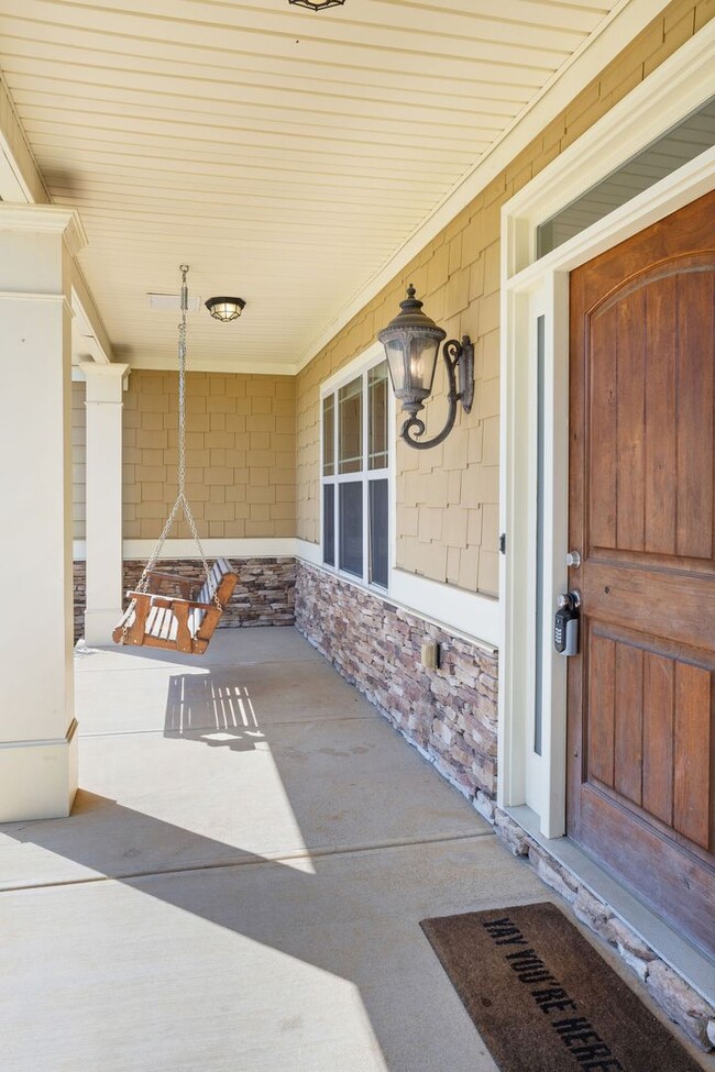 Spacious Home in Solamere Subdivision in Auburn, AL - Building Photo - Building Photo