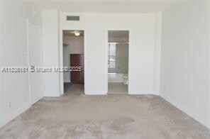 900 Bay Dr, Unit 521 in Miami, FL - Building Photo - Building Photo