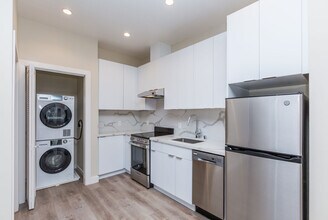 2510 Central in Alameda, CA - Building Photo - Building Photo