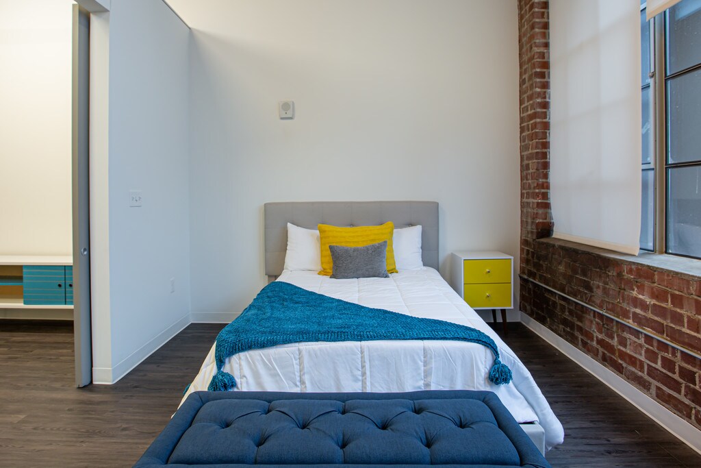 The Station Lofts at the Riverfront Apartments in Leavenworth, KS