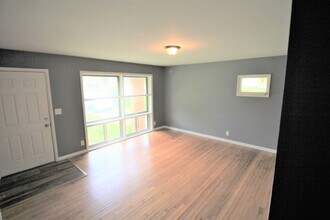 3104 Acklen Dr SW in Huntsville, AL - Building Photo - Building Photo