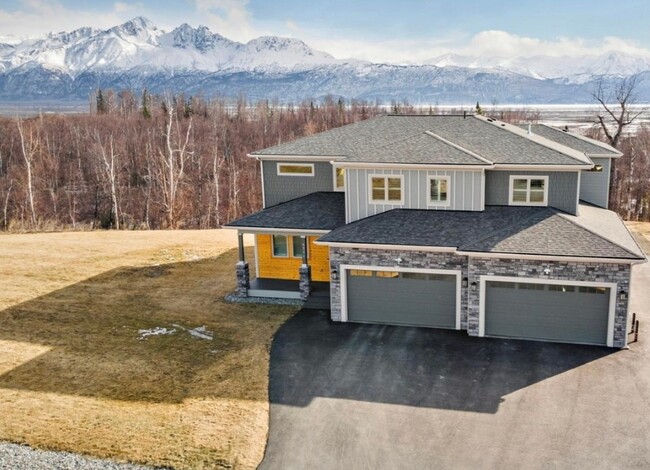 5334 E Barn Cir in Wasilla, AK - Building Photo - Building Photo
