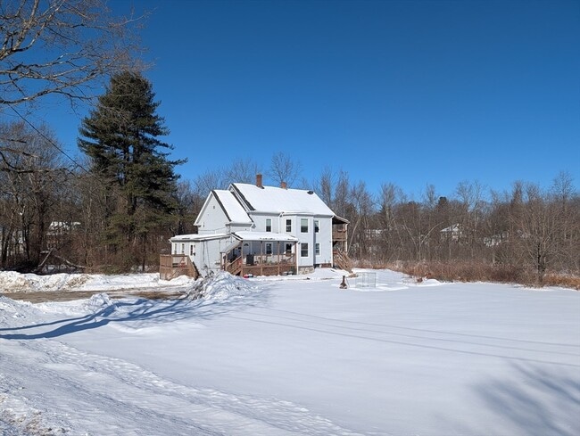 property at 9 Turnpike Rd