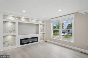 1315 Danberry Dr in Frederick, MD - Building Photo