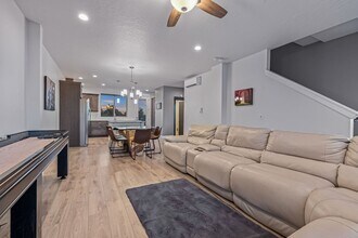 7779 W Crestwood Dr in Boise, ID - Building Photo - Building Photo