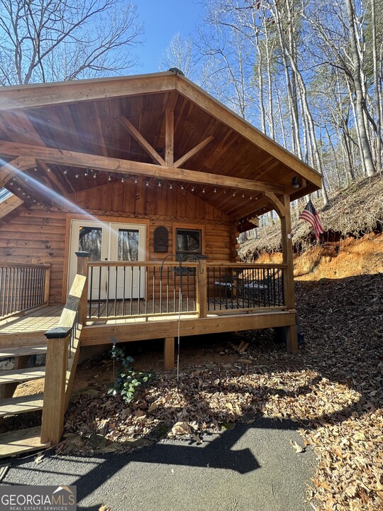 334 Doyiyi Valley Rd in Dahlonega, GA - Building Photo