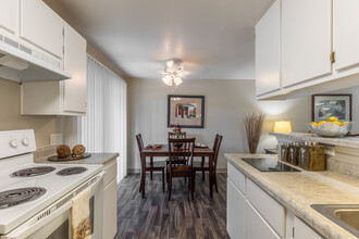 Berkshire Court Apartments in Wilsonville, OR - Foto de edificio - Interior Photo