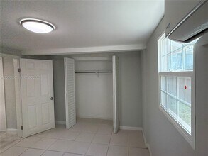 1350 SW 13th St in Miami, FL - Building Photo - Building Photo