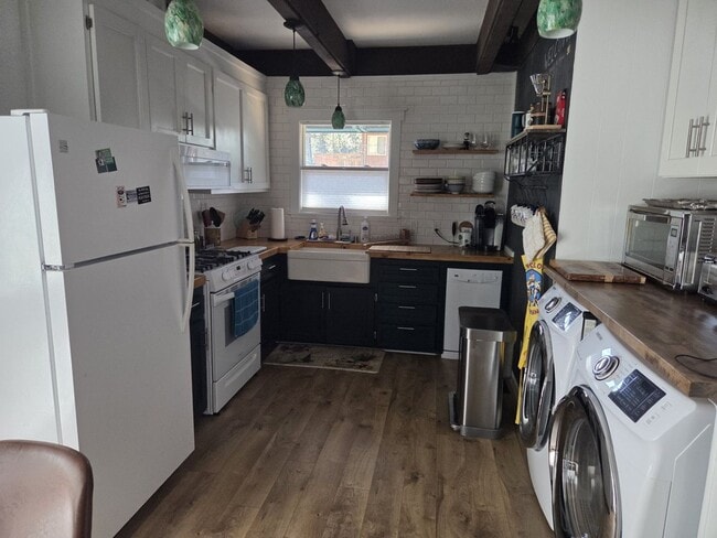 1488 Zapotec Dr in South Lake Tahoe, CA - Building Photo - Building Photo