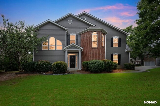 956 Pierce Ivy Ct NE