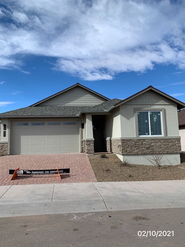 property at 1534 Chateau Dr