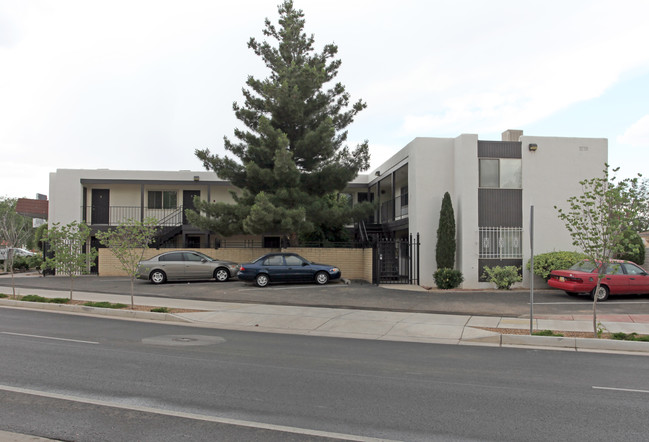 Campus Compacts in Albuquerque, NM - Building Photo - Building Photo