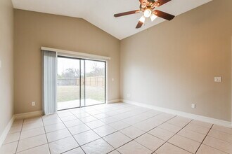 297 Chicago Woods Cir in Orlando, FL - Building Photo - Building Photo