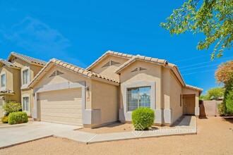 2218 N 106th Ln in Avondale, AZ - Building Photo - Building Photo