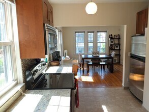 7 Nottingham St, Unit 2 in Newton, MA - Foto de edificio - Building Photo