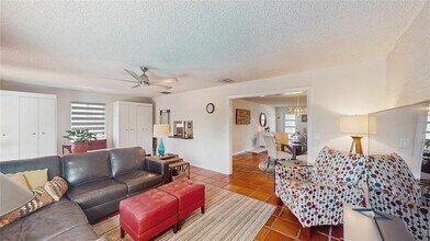 1729 NW 37th St in Oakland Park, FL - Building Photo - Building Photo